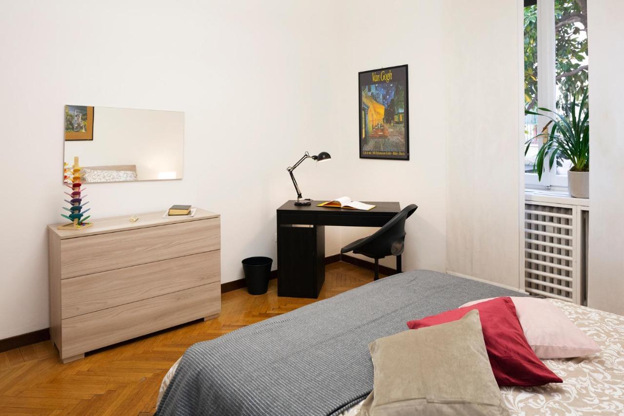 Central Apartment Milaan Buitenkant foto