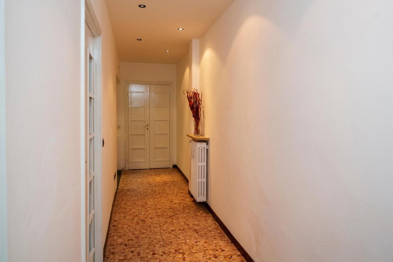 Central Apartment Milaan Buitenkant foto