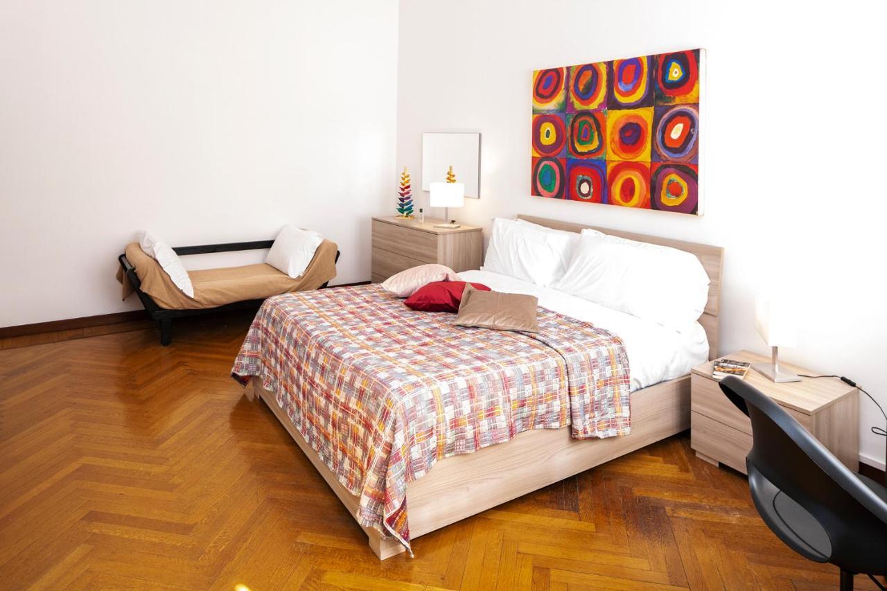 Central Apartment Milaan Buitenkant foto