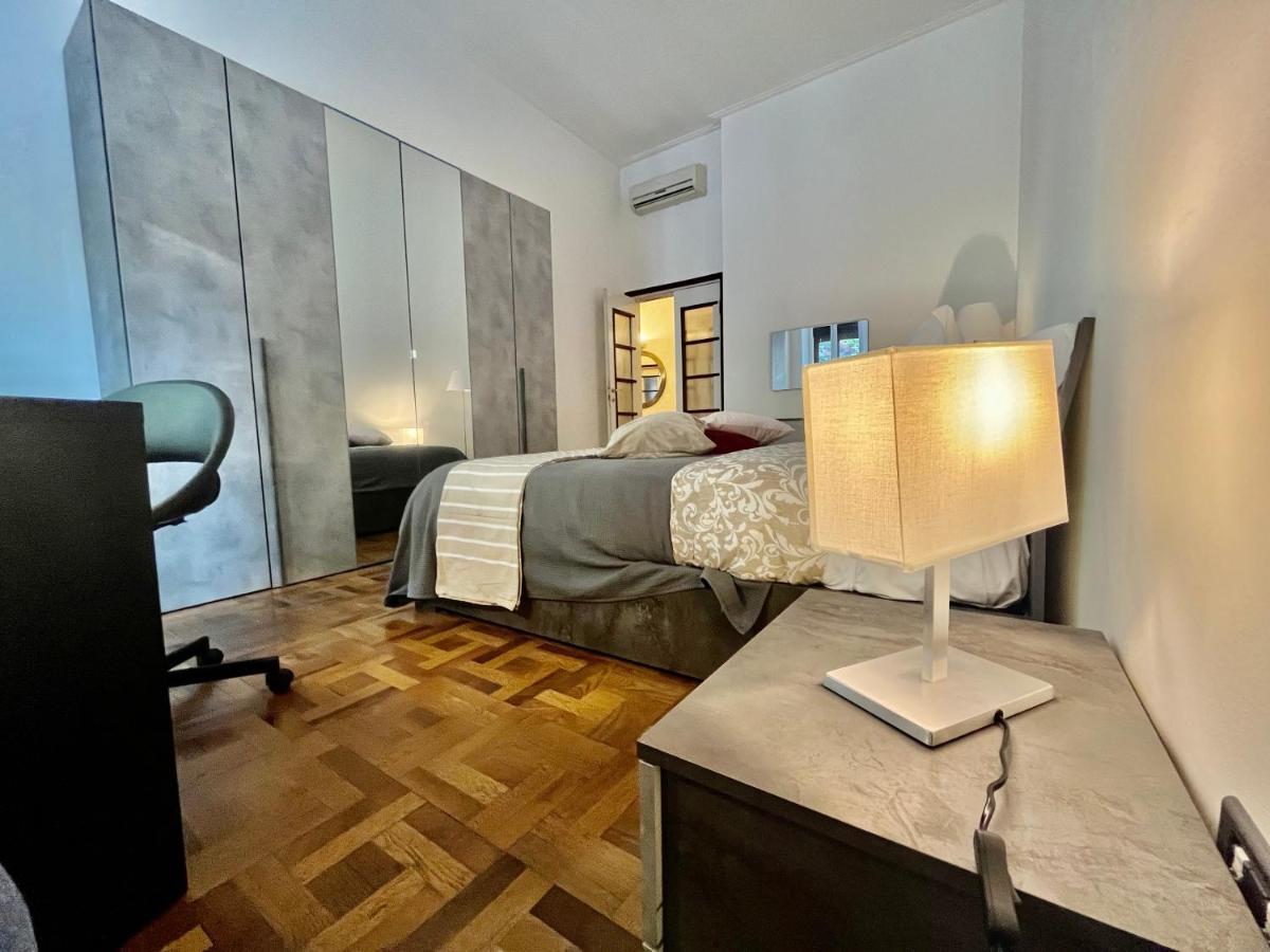 Central Apartment Milaan Buitenkant foto
